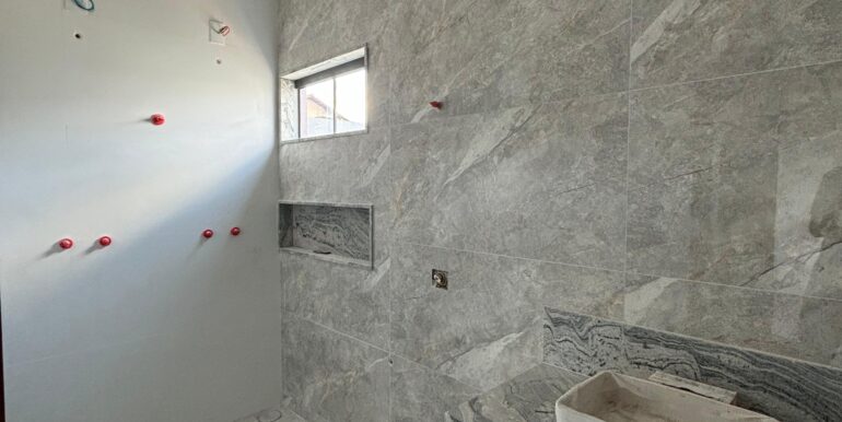 WhatsApp Image 2025-08-20 at 14.15.29 (1)