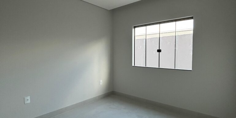 WhatsApp Image 2025-08-20 at 14.15.29 (2)