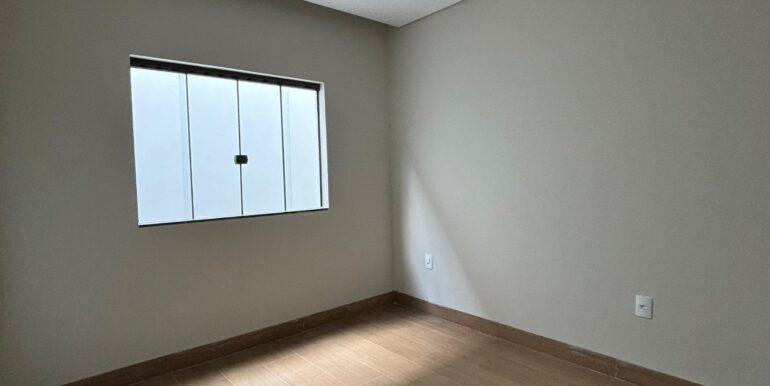 WhatsApp Image 2025-08-20 at 14.15.38 (2)