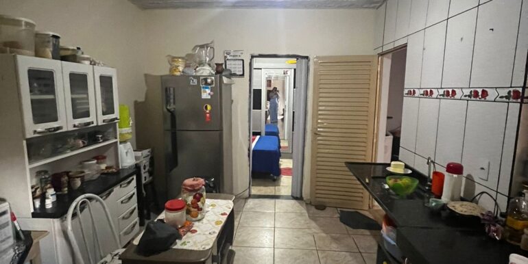 8b36fa5f-9cff-43ec-8bd9-77f6ce872776