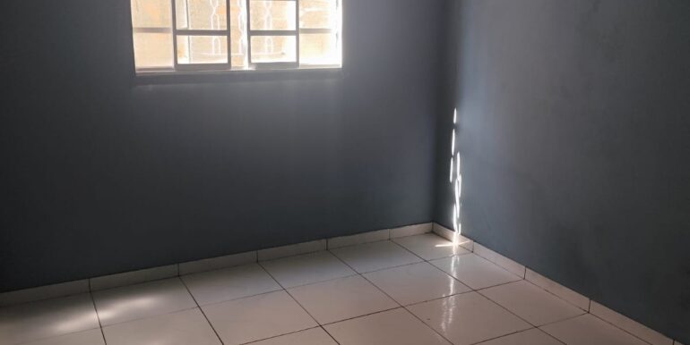 WhatsApp Image 2025-12-18 at 11.04.13