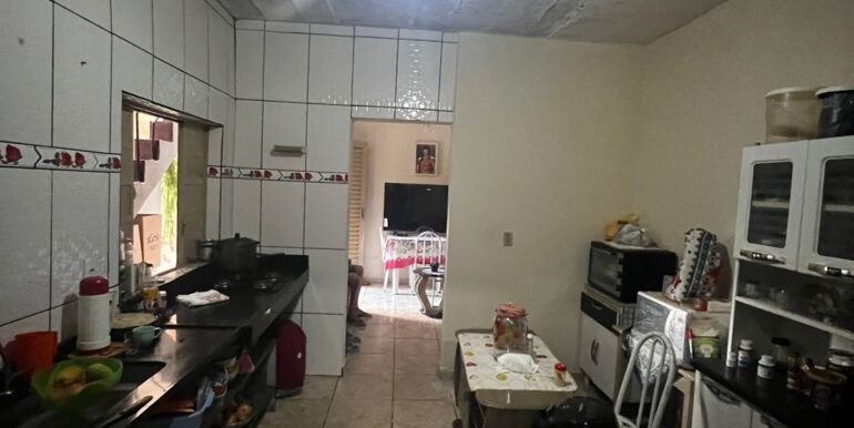 b69538dd-0138-4cce-b7c1-32bdf9152e2c