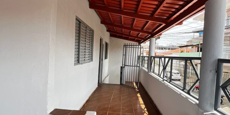 b9df04d7-3a6b-4038-80e8-519ff8266d78