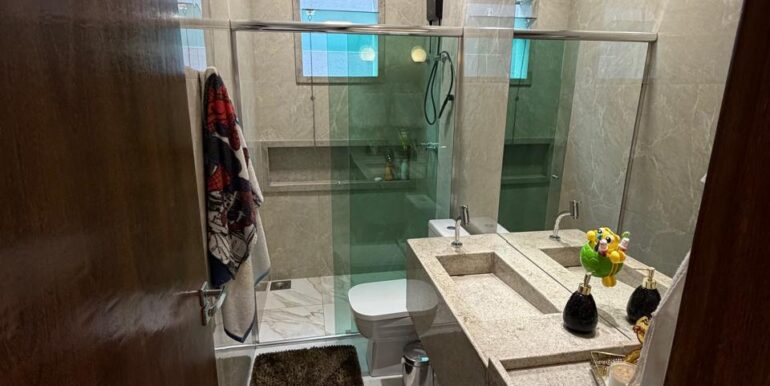 ad88340d-b5ed-4b44-91b9-8e9d37862126