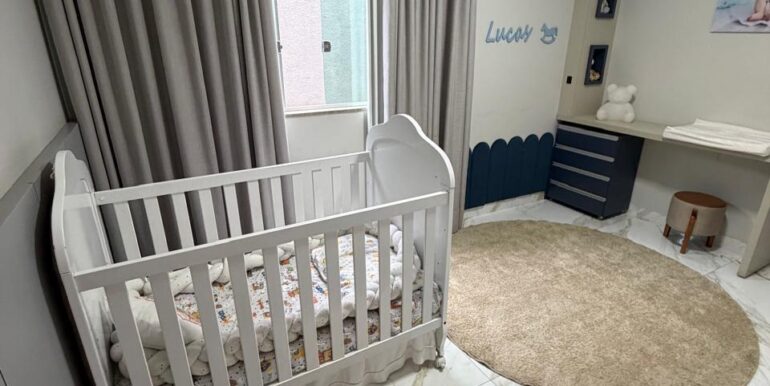 b2373965-b154-46c6-aafa-1c08f5846789